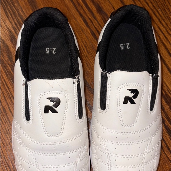 Martial Arts Shoes Sang Moo Sa Taekwondo Karate White - Picture 1 of 4